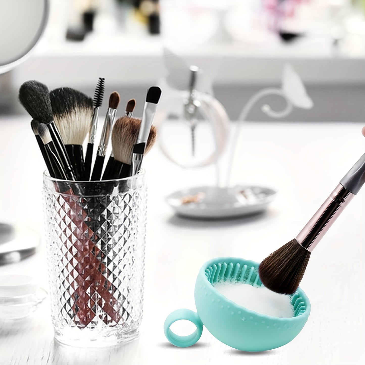 Portable Makeup Brush Cleaner Bowl