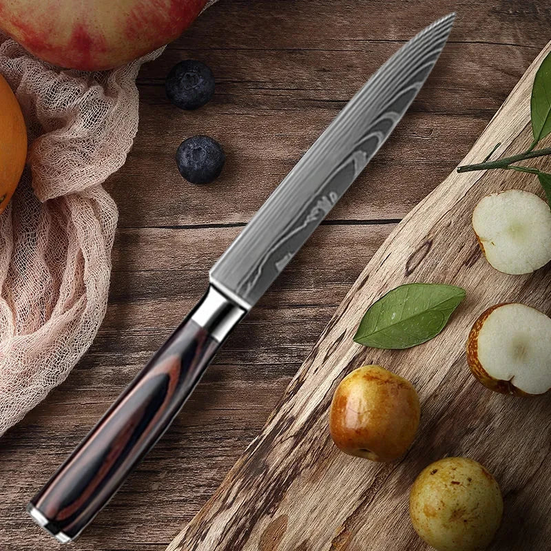 Damascus Pattern Chef Knife - Versatile Kitchen Slicing Tool