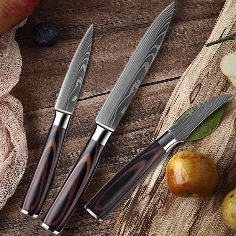 Damascus Pattern Chef Knife - Versatile Kitchen Slicing Tool